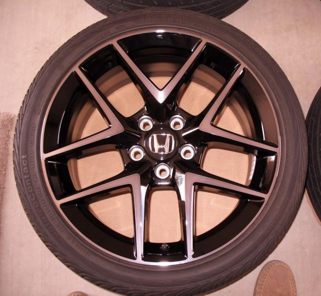1 - OEM Civic wheel.jpg