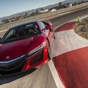 2017-acura-nsx_100549312_h.jpg