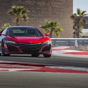 2017-acura-nsx_100549332_h.jpg